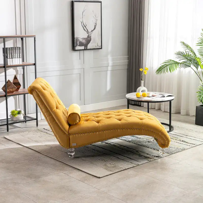 Chaise longue capitonnée en velours, fauteuil inclinable ergonomique en forme de S avec oreiller, clous décoratifs et pieds en acrylique pour utilisation intérieure