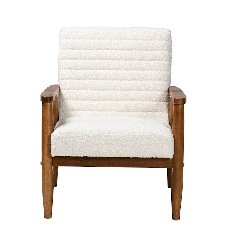 Fauteuil en tissu bouclette crème et bois de noyer de style milieu de siècle